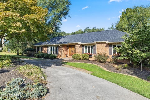 Tiny photo for 2301 Craig Cove Rd, Knoxville, TN 37919 (MLS # 1353831)
