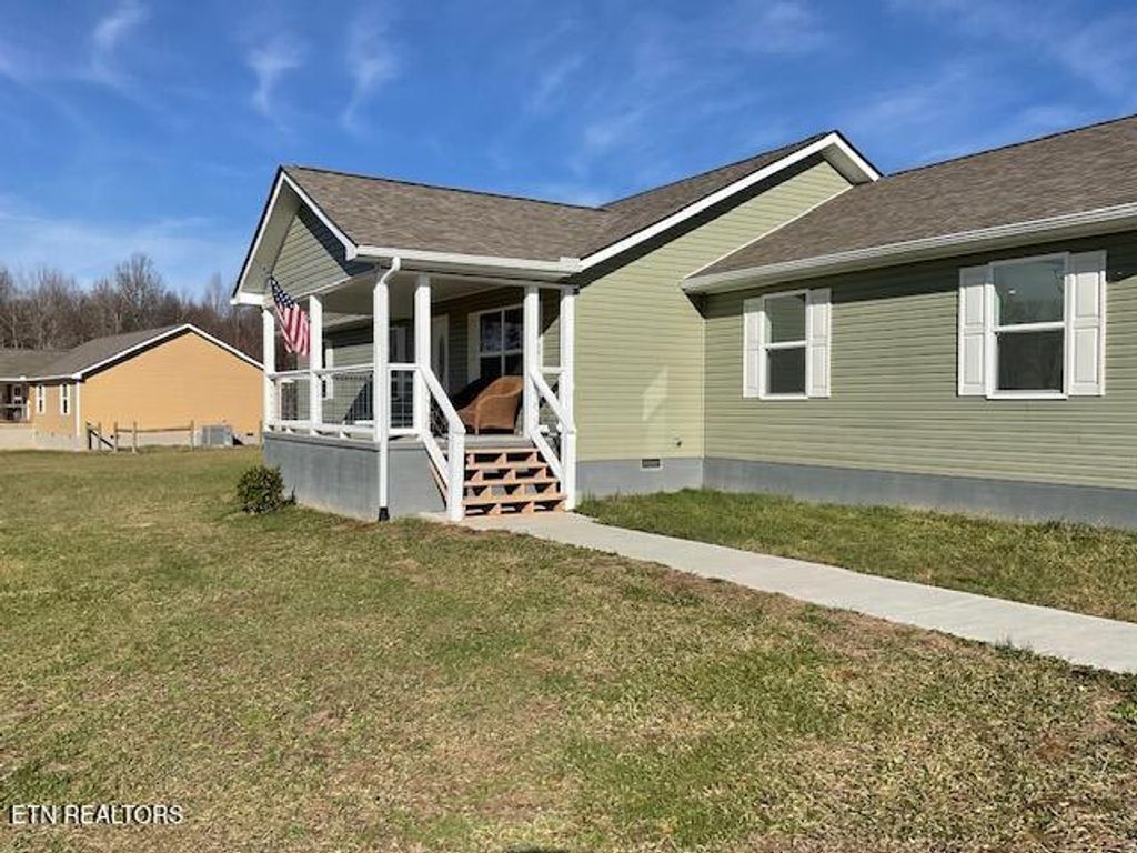 Photo of 3669 Martha Washington Rd, Clarkrange, TN 38553 (MLS # 1324225)