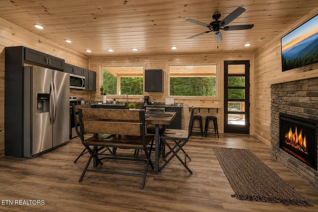Photo of 2252 Misty Shadows Drive, Sevierville, TN 37862 (MLS # 1358902)