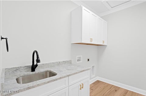 Tiny photo for 154 Elokwa Way, Loudon, TN 37774 (MLS # 1354989)