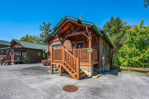Photo of 834 Great Smoky Way, Gatlinburg, TN 37738 (MLS # 1339480)