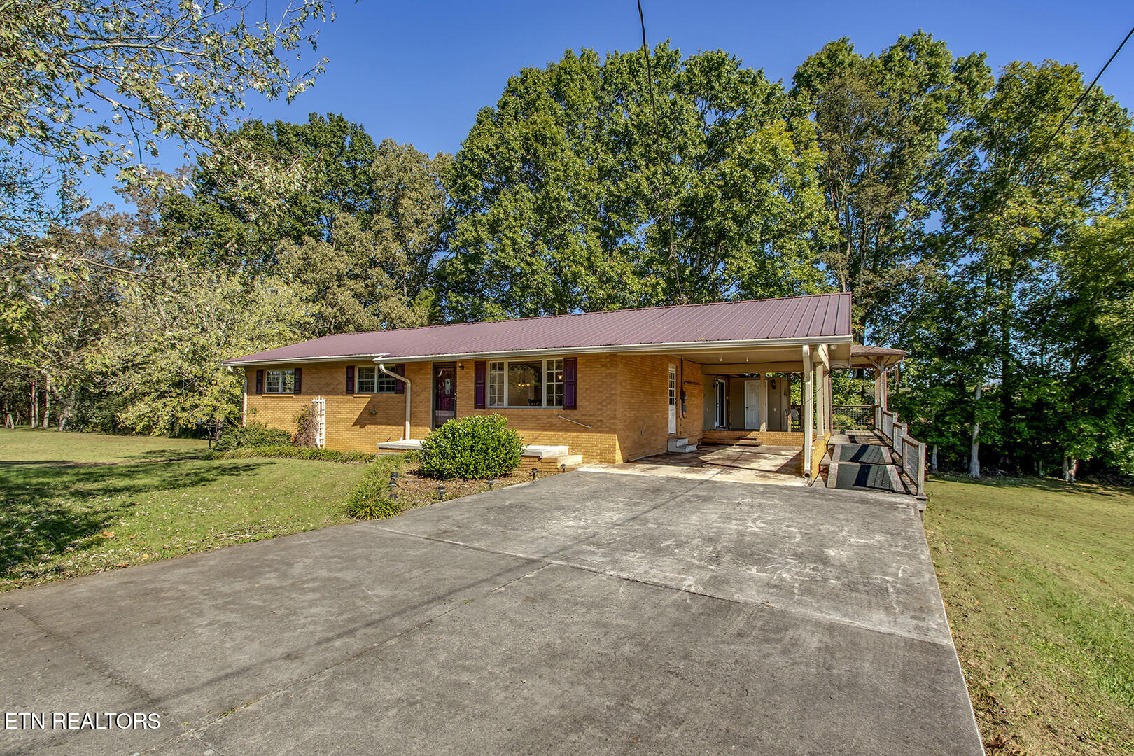 360 Church Lane