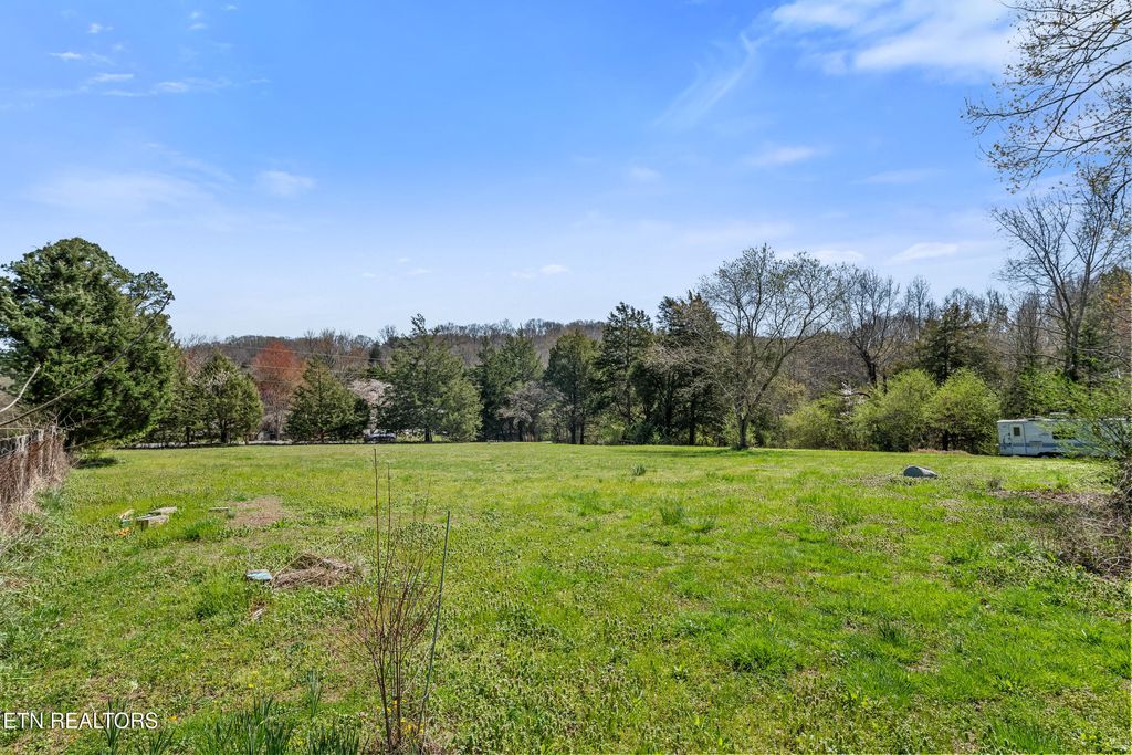 Photo of Montview Rd, Lenoir City, TN 37771 (MLS # 1333144)