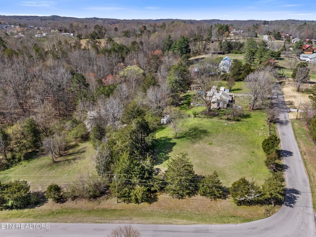 Photo of Montview Rd, Lenoir City, TN 37771 (MLS # 1333144)