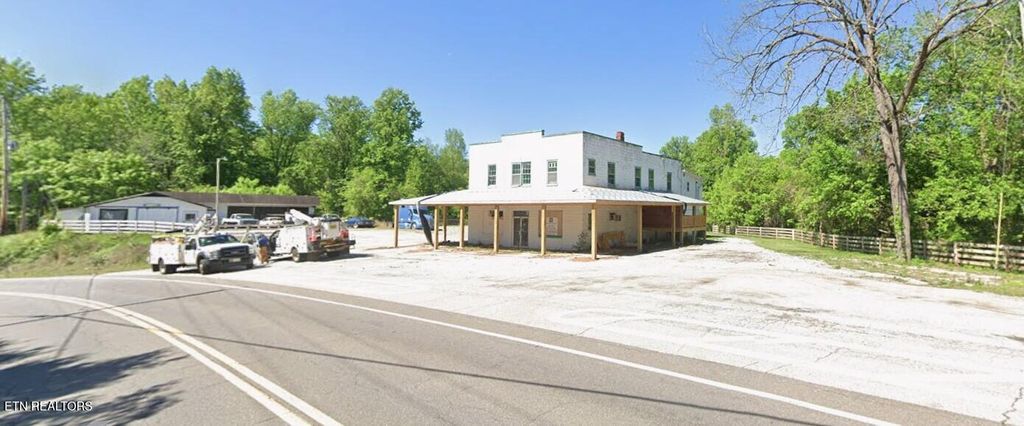 Photo of Old Harriman Hwy, Harriman, TN 37748 (MLS # 1310037)