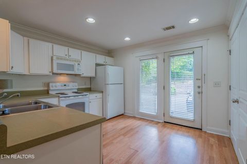 Tiny photo for 3950 Cherokee Woods Way #105, Knoxville, TN 37920 (MLS # 1303122)