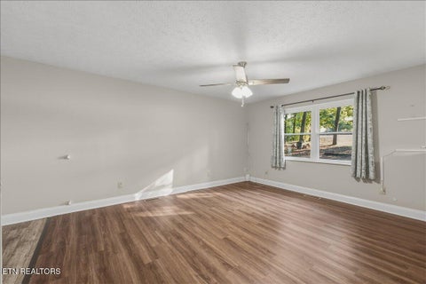 Tiny photo for 6901 Howard School Rd, Maryville, TN 37801 (MLS # 1355621)
