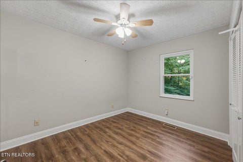 Tiny photo for 6901 Howard School Rd, Maryville, TN 37801 (MLS # 1355621)