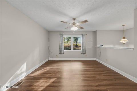 Tiny photo for 6901 Howard School Rd, Maryville, TN 37801 (MLS # 1355621)