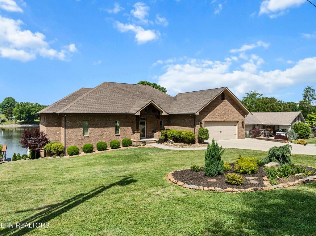 Photo of 853 Collie Cove Court, Friendsville, TN 37737 (MLS # 1338698)