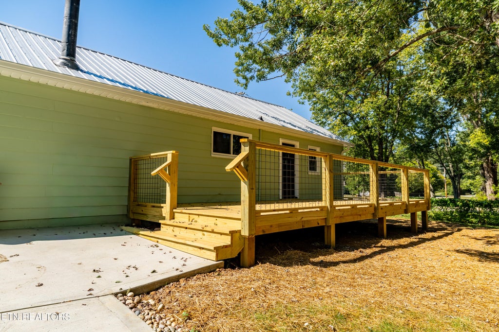 Photo of 408 Amerine Rd, Maryville, TN 37804 (MLS # 1354068)