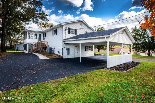 7001 Washington Pike