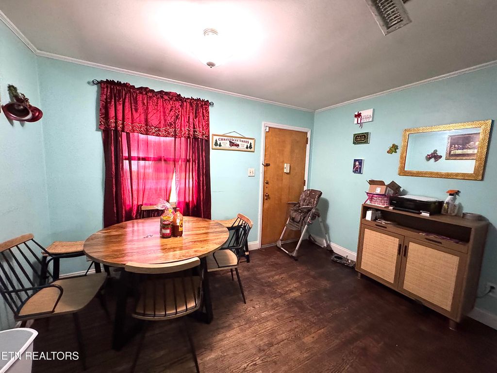 Photo of 103 Albany Rd, Oak Ridge, TN 37830 (MLS # 1305534)