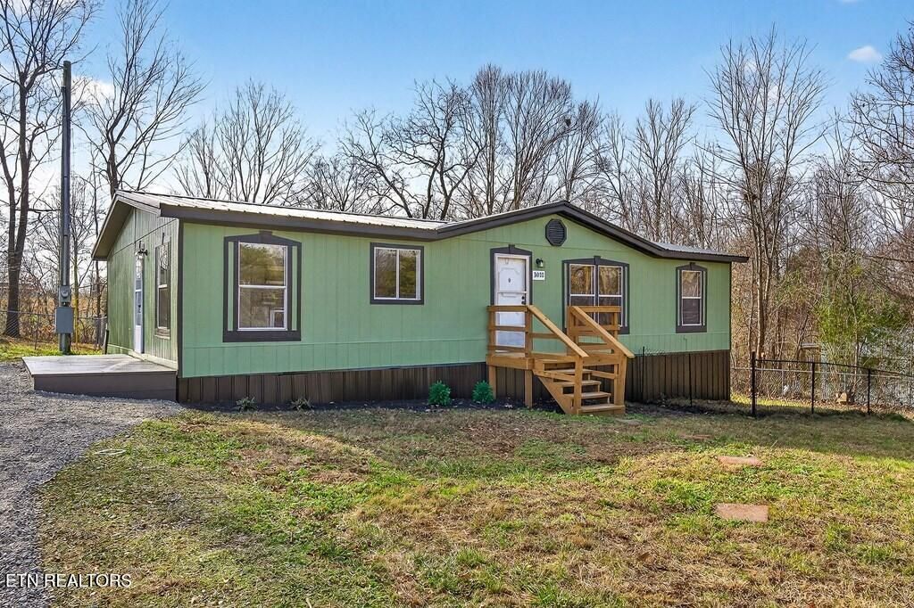 Photo of 3010 Oakdale Drive, Cookeville, TN 38501 (MLS # 1324327)