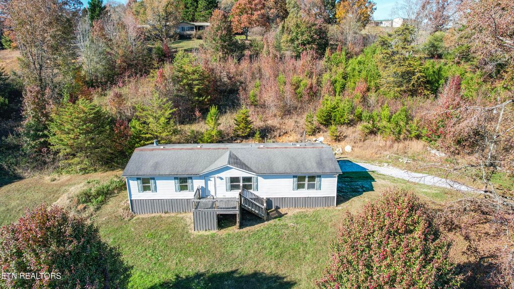 Photo of 136 Hunters Ridge Rdg, Madisonville, TN 37354 (MLS # 1321773)