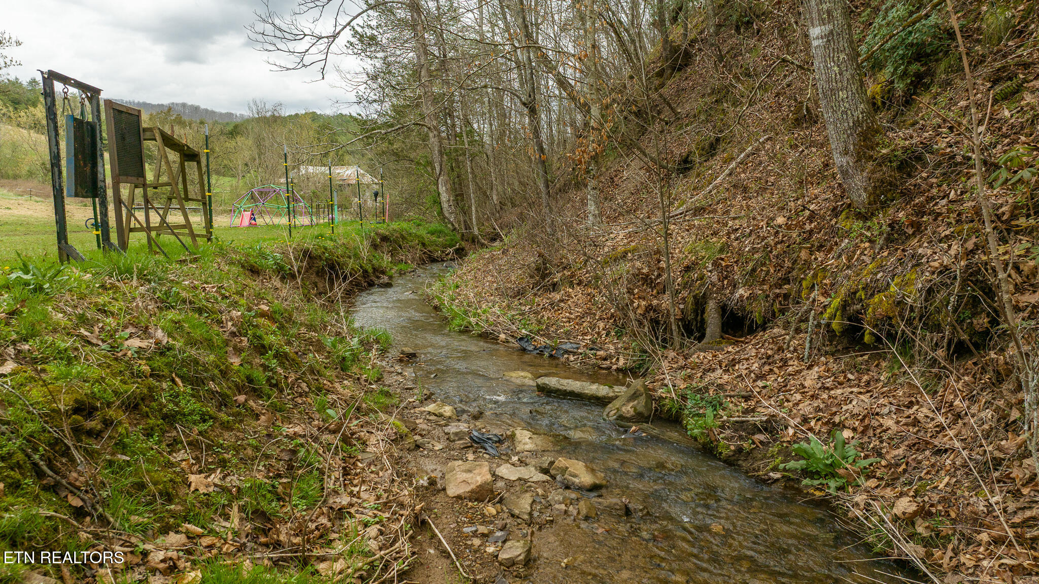 8651 Tazewell Hwy