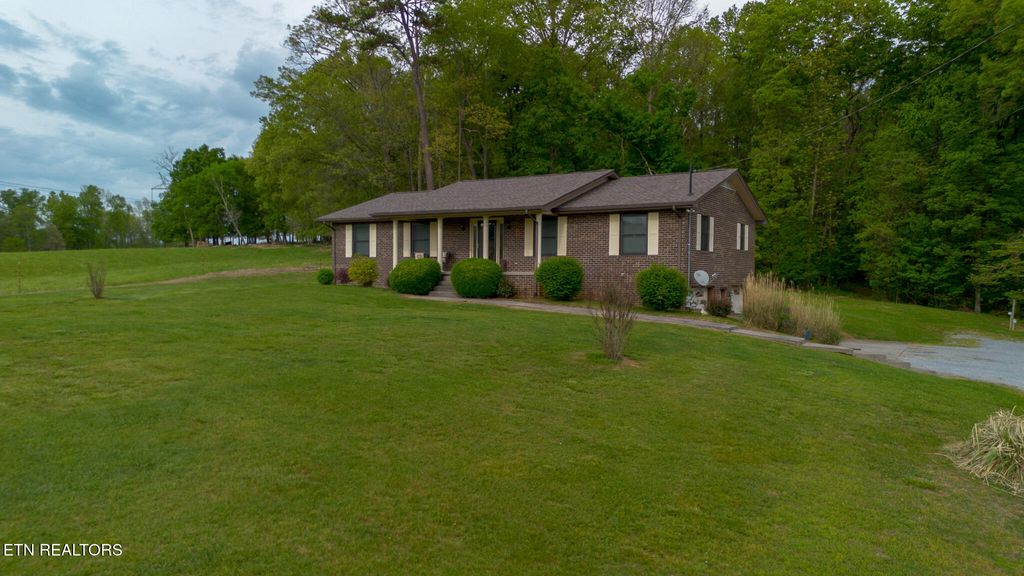 Photo of 2201 Little Valley Rd Rd, Blaine, TN 37709 (MLS # 1298559)