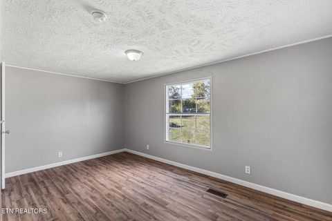 Tiny photo for 233 County Road 365, Sweetwater, TN 37874 (MLS # 1317754)