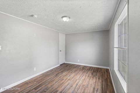 Tiny photo for 233 County Road 365, Sweetwater, TN 37874 (MLS # 1317754)