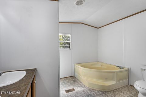 Tiny photo for 233 County Road 365, Sweetwater, TN 37874 (MLS # 1317754)