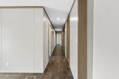 Tiny photo for 569 County Road 784A, Etowah, TN 37331 (MLS # 1334394)