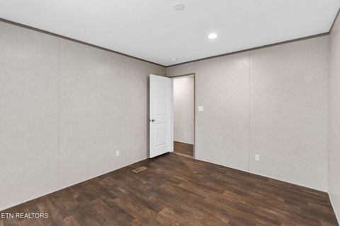 Tiny photo for 569 County Road 784A, Etowah, TN 37331 (MLS # 1334394)