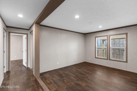 Tiny photo for 569 County Road 784A, Etowah, TN 37331 (MLS # 1334394)