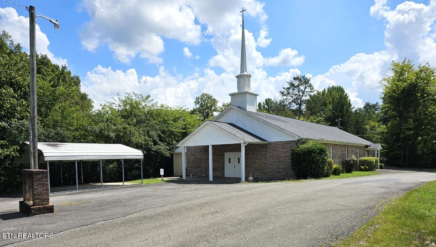 295 Shadden Rd