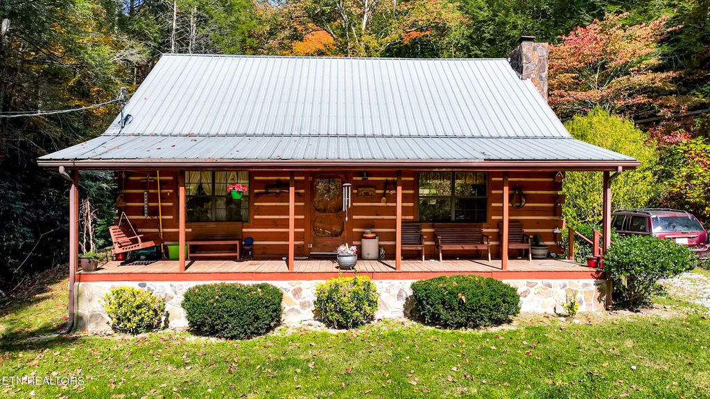 Photo of 2005 Rafter Rd, Tellico Plains, TN 37385 (MLS # 1244144)