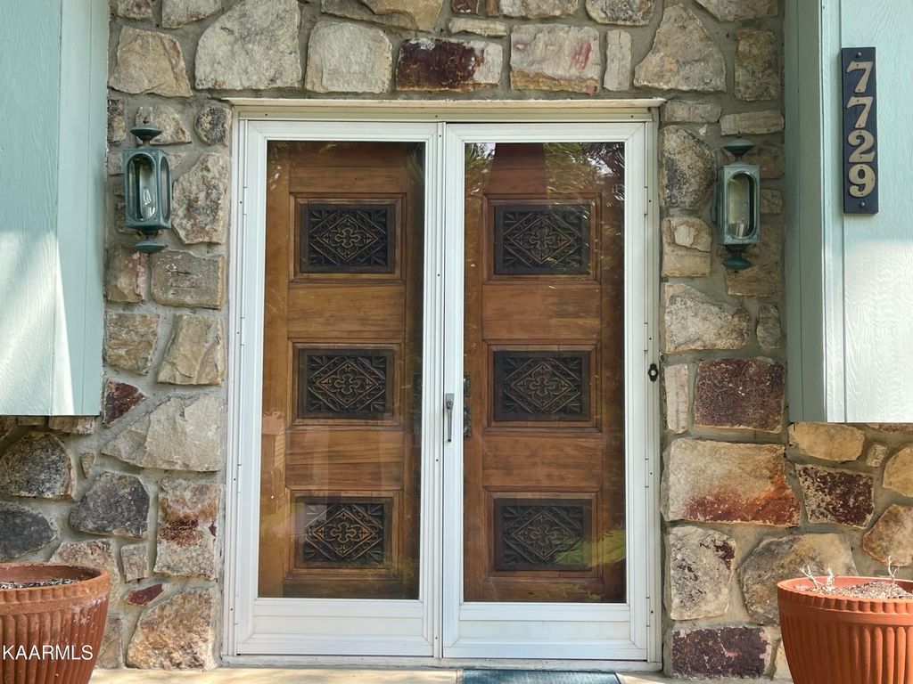 Photo of 7729 Gid Sherrod Lane, Strawberry Plains, TN 37871 (MLS # 1228254)