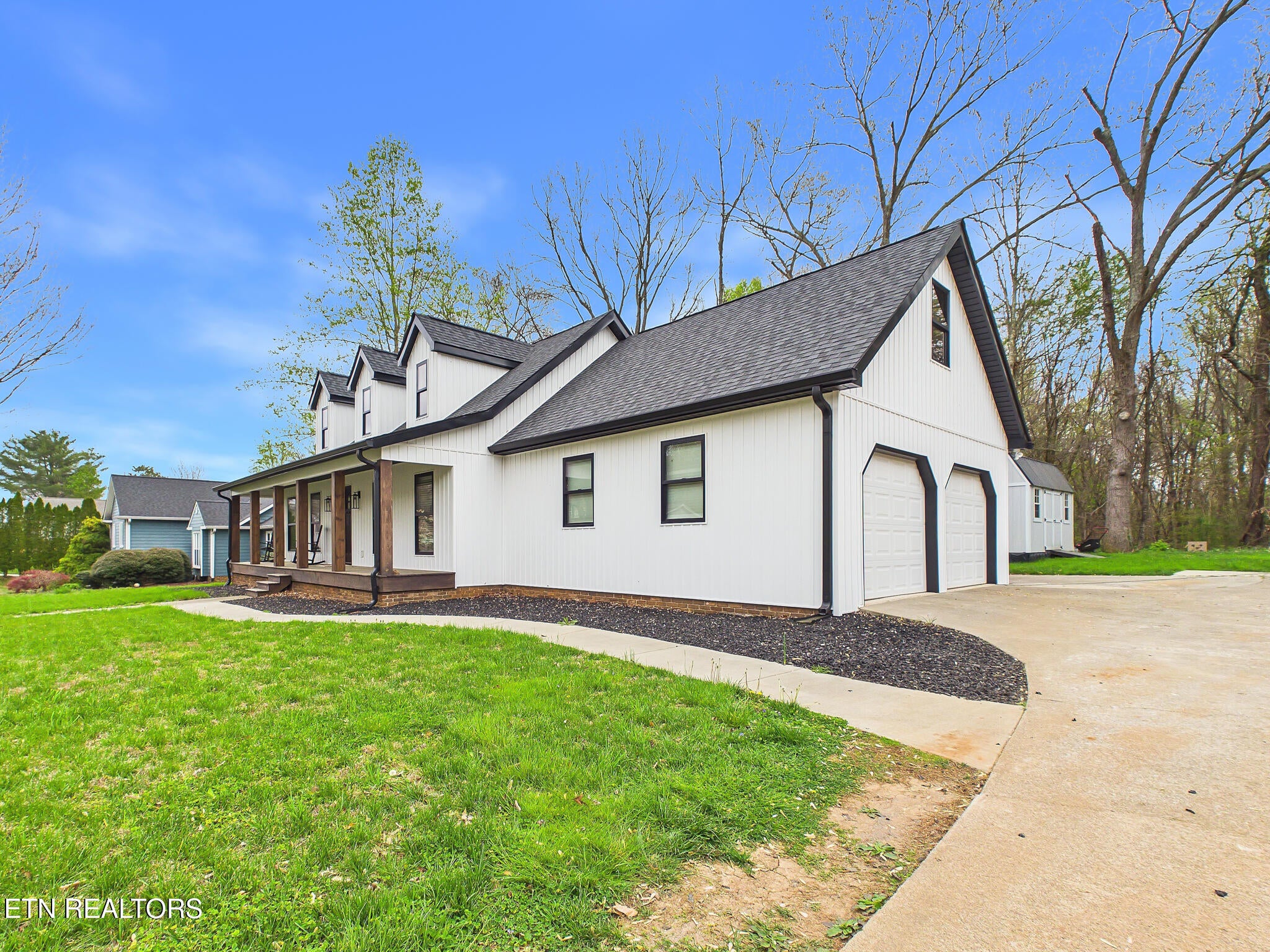 1313 English Lane
