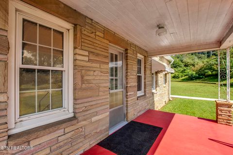 Tiny photo for 522 Court St, Wartburg, TN 37887 (MLS # 1325036)