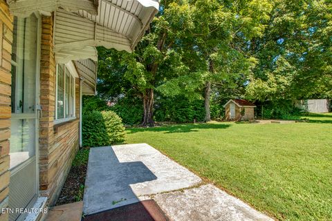 Tiny photo for 522 Court St, Wartburg, TN 37887 (MLS # 1325036)