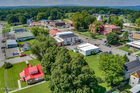 Tiny photo for 522 Court St, Wartburg, TN 37887 (MLS # 1325036)