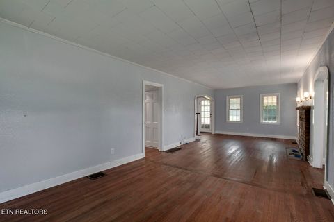 Tiny photo for 522 Court St, Wartburg, TN 37887 (MLS # 1325036)