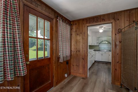 Tiny photo for 522 Court St, Wartburg, TN 37887 (MLS # 1325036)