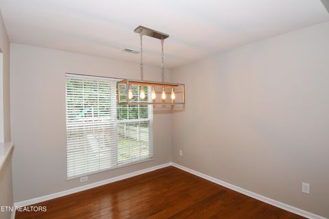 Tiny photo for 929 Station View Rd, Knoxville, TN 37919 (MLS # 1345751)