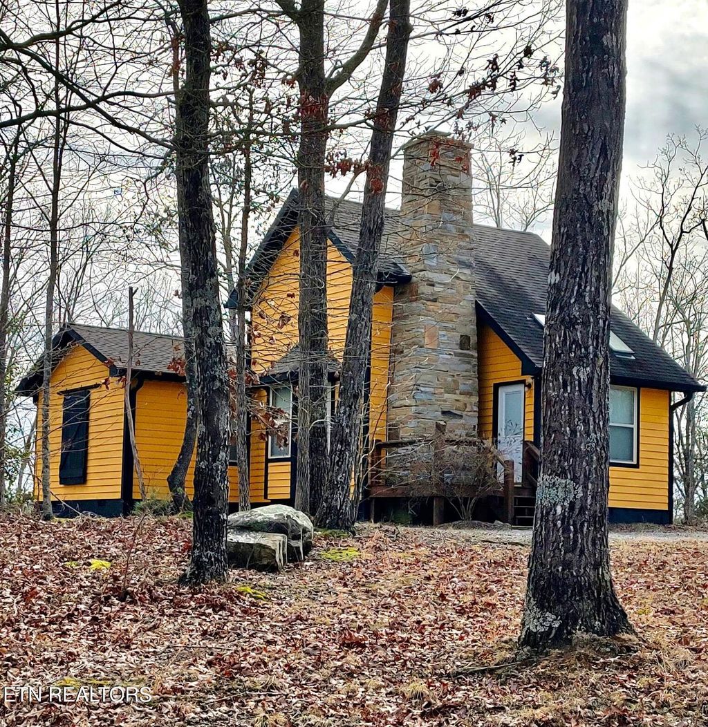 Photo of 795 Green Ridge Tr, Harriman, TN 37748 (MLS # 1321048)