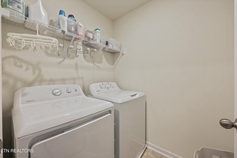 Tiny photo for 3 Poplar Court, Clinton, TN 37716 (MLS # 1357618)