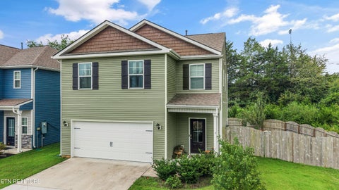 Tiny photo for 3 Poplar Court, Clinton, TN 37716 (MLS # 1357618)