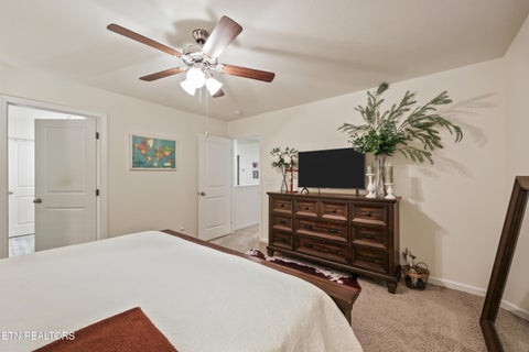 Tiny photo for 3 Poplar Court, Clinton, TN 37716 (MLS # 1357618)