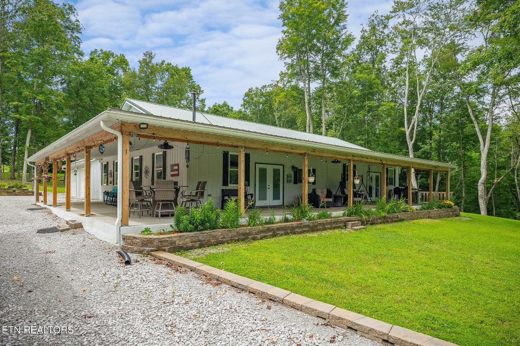 Photo of 113 Allens Way Way, Crossville, TN 38572 (MLS # 1352709)