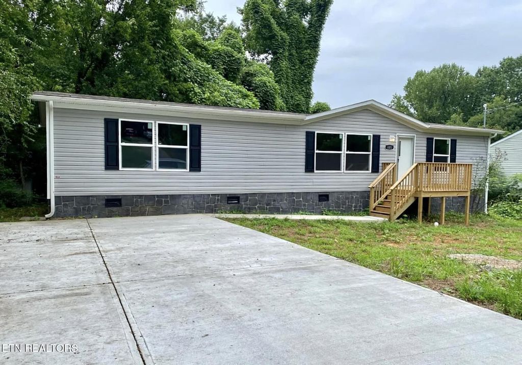 Photo of 815 Valley Drive, Knoxville, TN 37920 (MLS # 1318950)