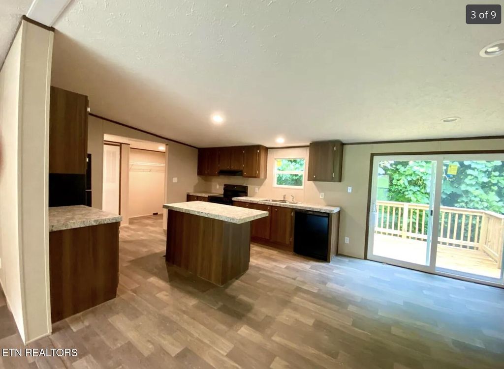 Photo of 815 Valley Drive, Knoxville, TN 37920 (MLS # 1318950)