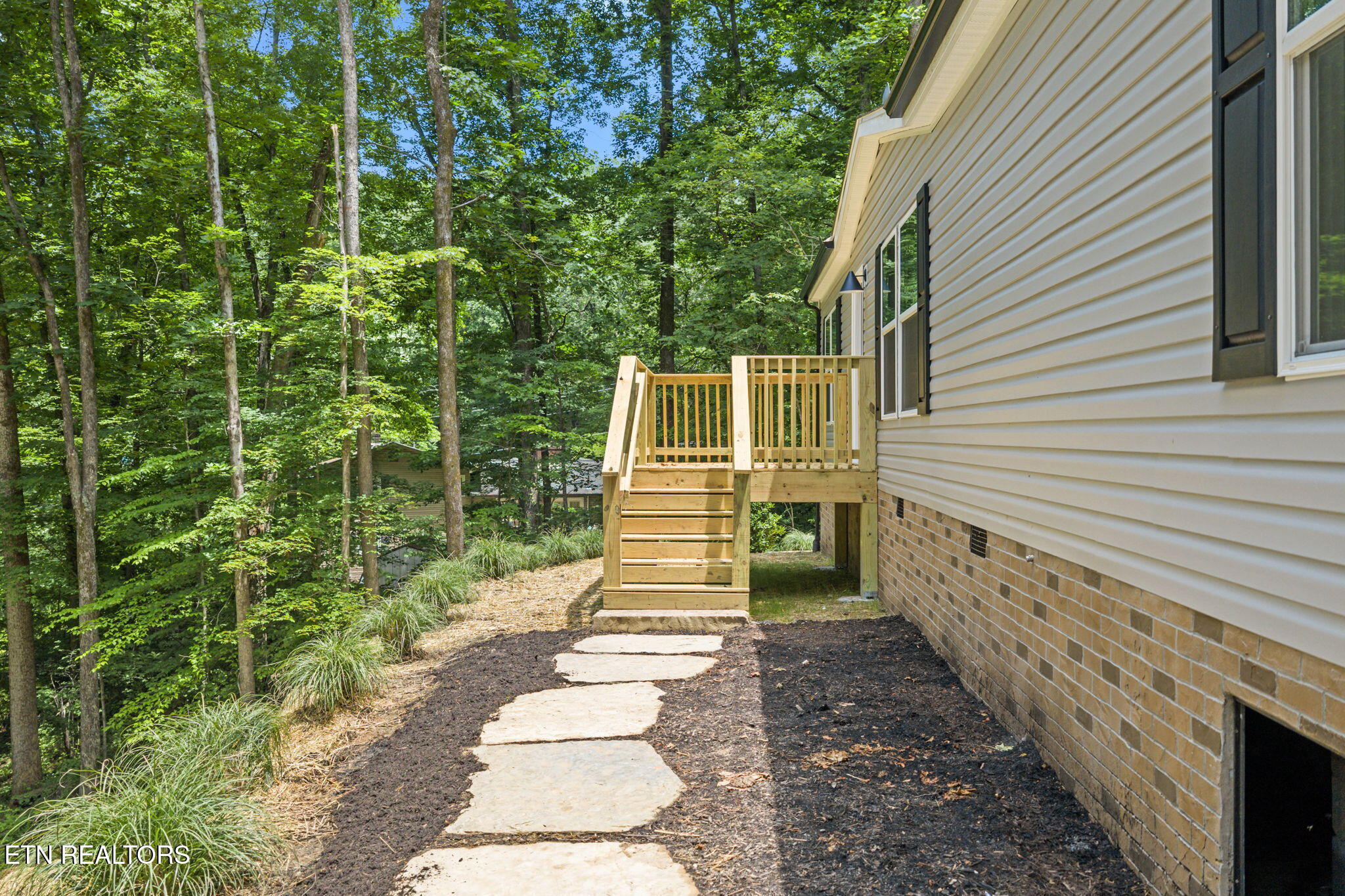 206 Cumberland View Est Rd