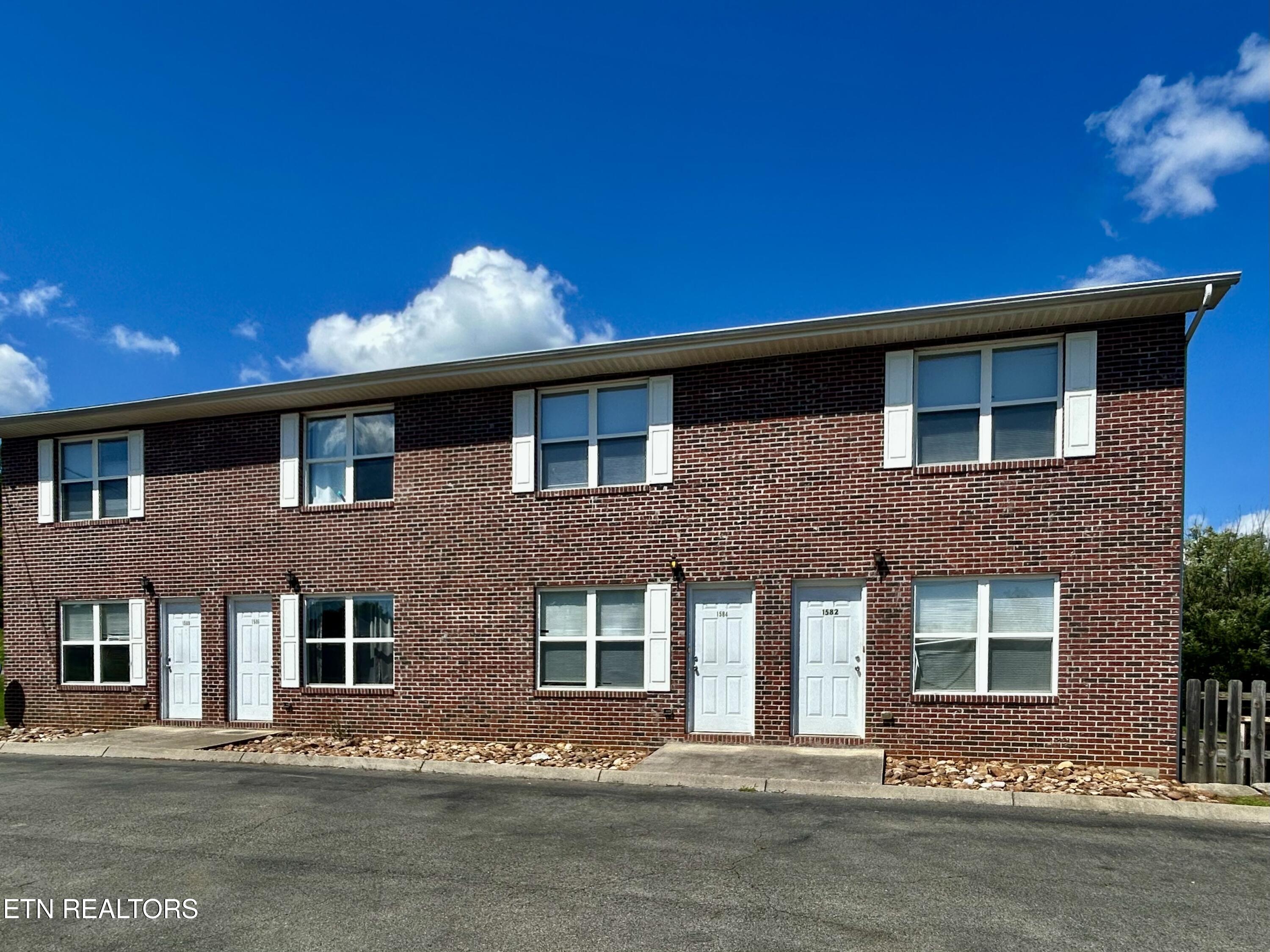 1582 Meadow Springs Drive