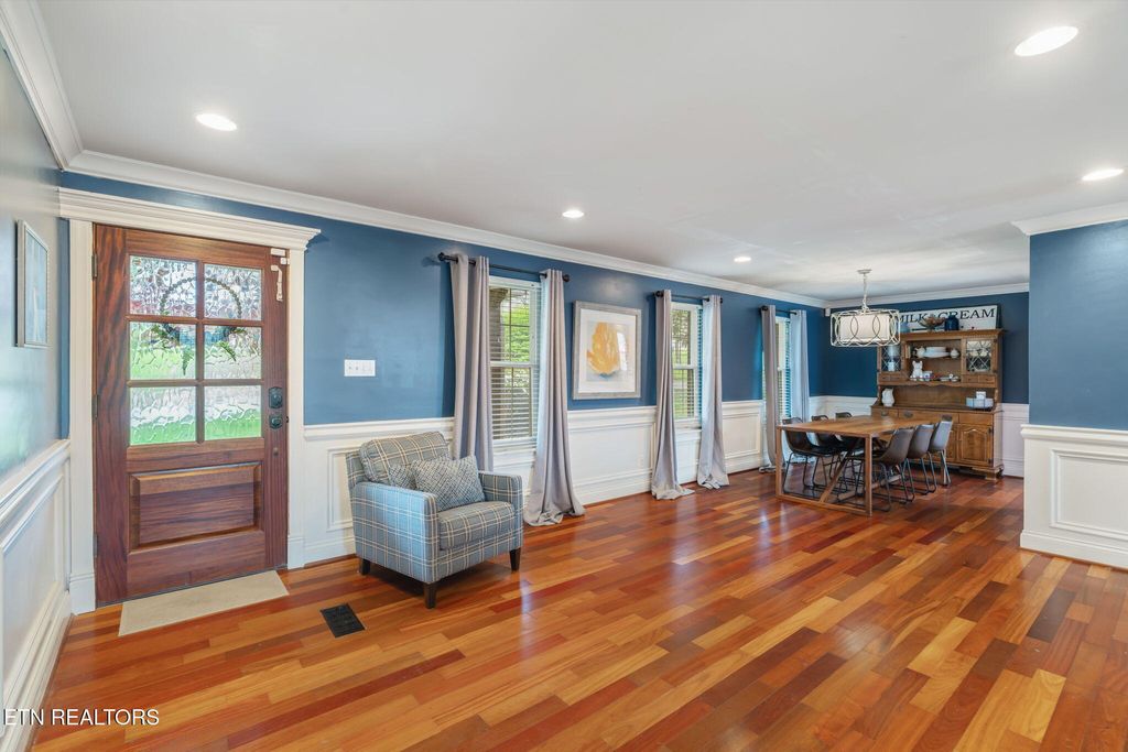 Photo of 1116 Rain Tree Rd, Knoxville, TN 37923 (MLS # 1336058)