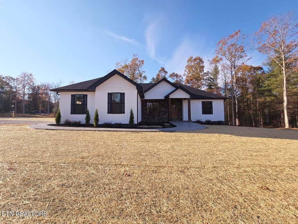 Photo of 738 Toomey Falls Rd, Oneida, TN 37841 (MLS # 1280912)