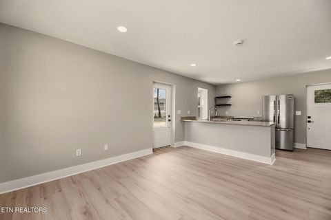 Tiny photo for 120 Marquette Rd, Oak Ridge, TN 37830 (MLS # 1336103)