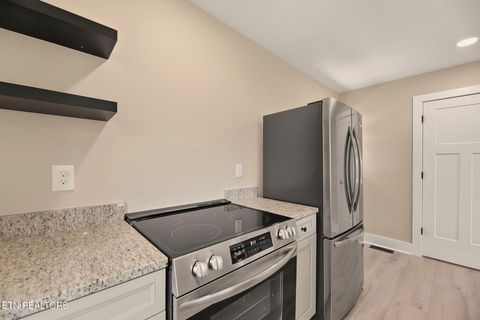 Tiny photo for 120 Marquette Rd, Oak Ridge, TN 37830 (MLS # 1336103)